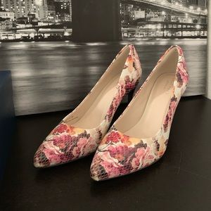 Selling the brand new Cole Haan heels.